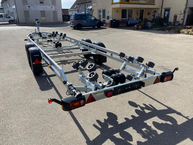 Brenderup Bootsanhänger 303500TB SRX Gebraucht